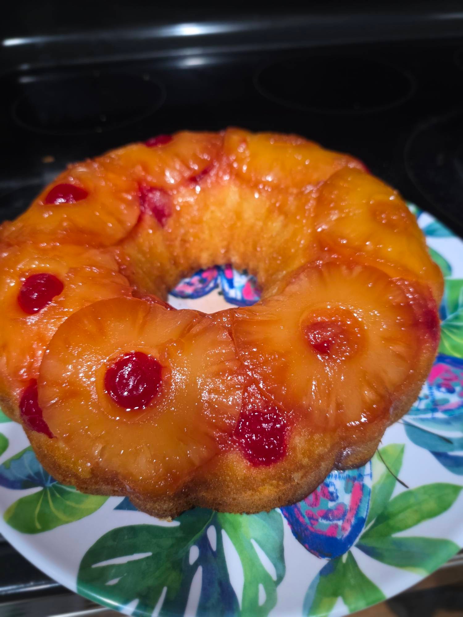 Pineapple upside down cake